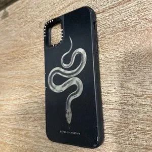 完売必須♪ お洒落 ★ BLVCK PARIS ★ Snake iPhone Case Black Snake iPhone Case | Blvck Paris